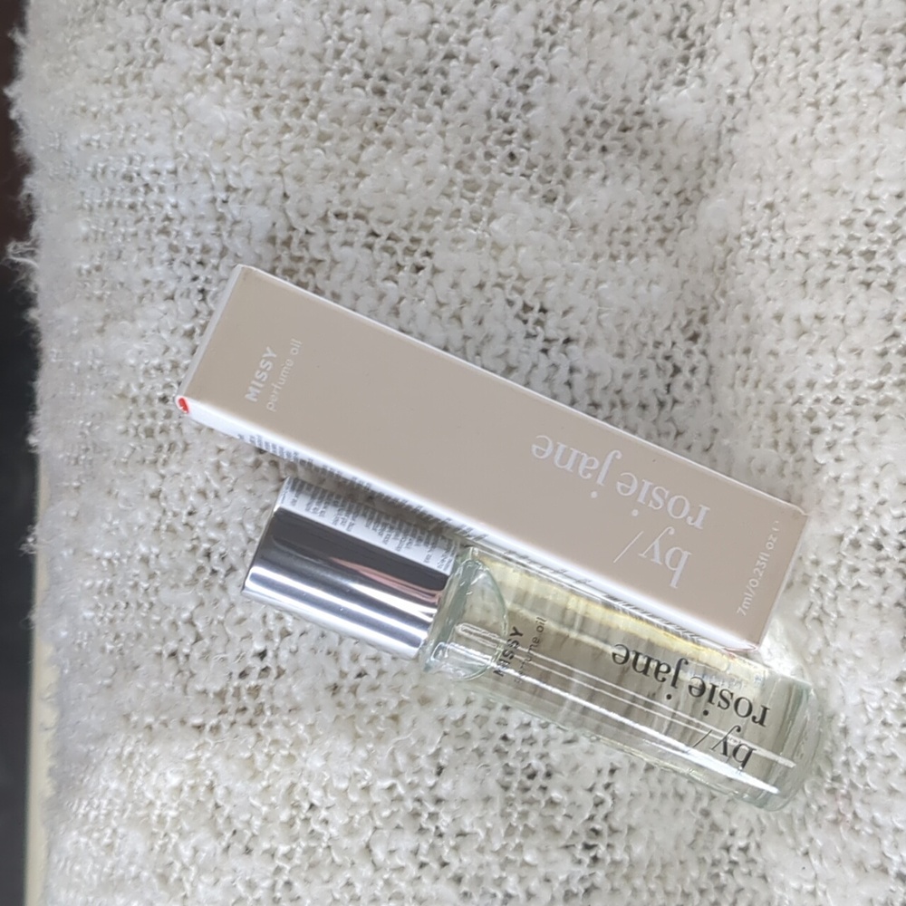 by/rosie jane Perfume Oil in MISSY, 7ml/0.23oz - Picture 8 of 9